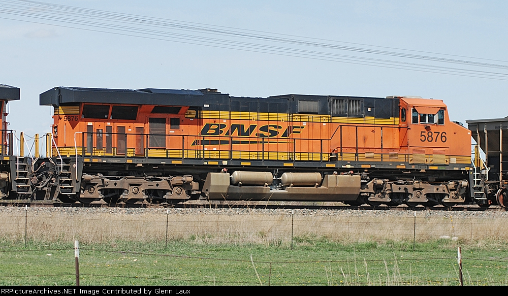 BNSF 5876